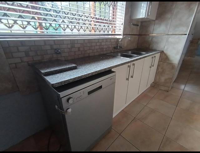 3 BEDROOM PROPERTY TO RENT IN DAWNVIEW